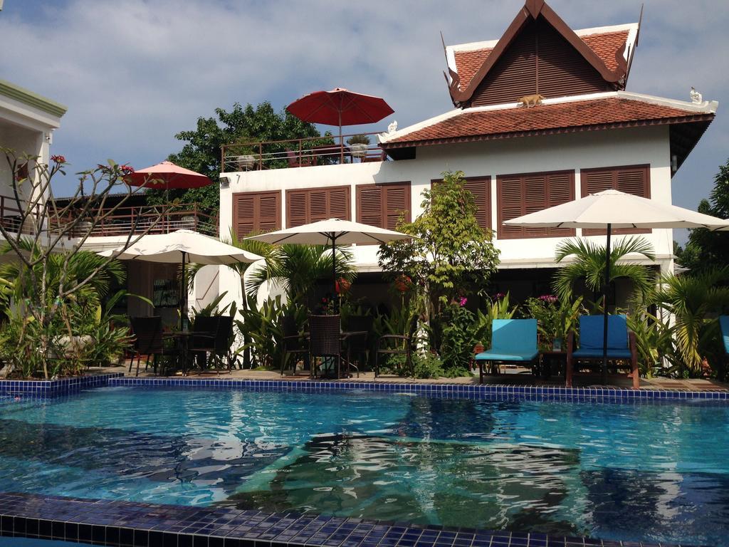 Ropanha Boutique Hotel Sihanoukville Exterior photo