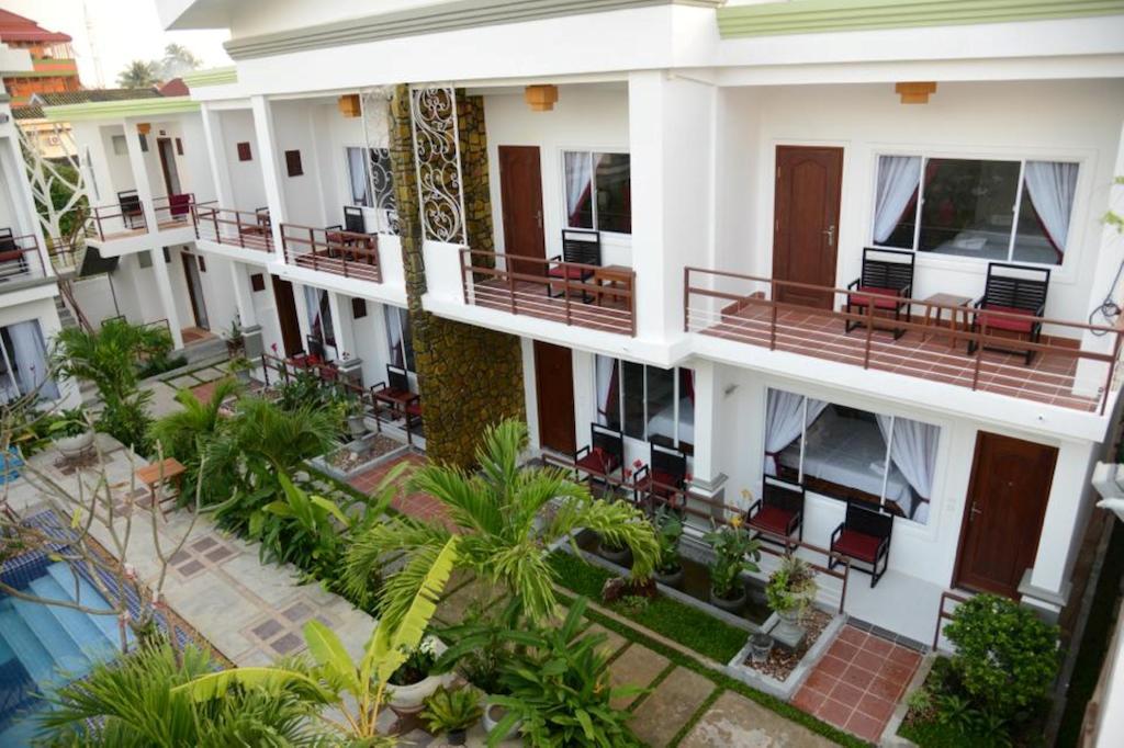 Ropanha Boutique Hotel Sihanoukville Exterior photo